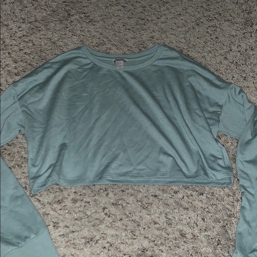 Full sleeve cropped sweater